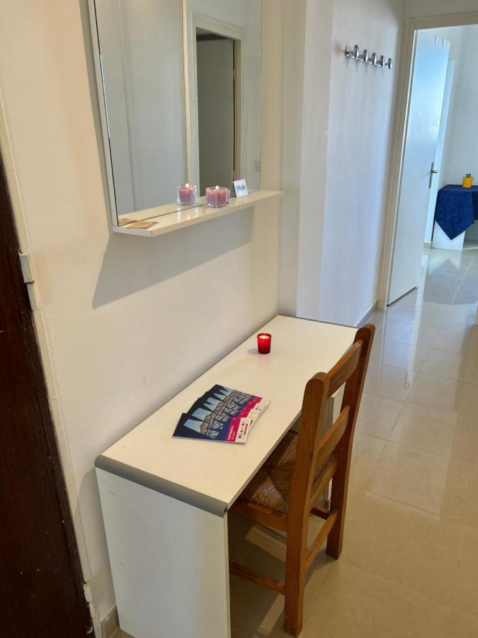 Celebre Vieux Port, Marseille Apartment Exterior foto