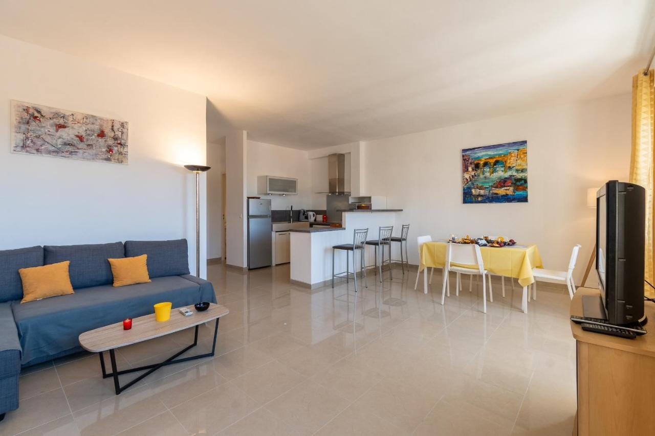 Celebre Vieux Port, Marseille Apartment Exterior foto