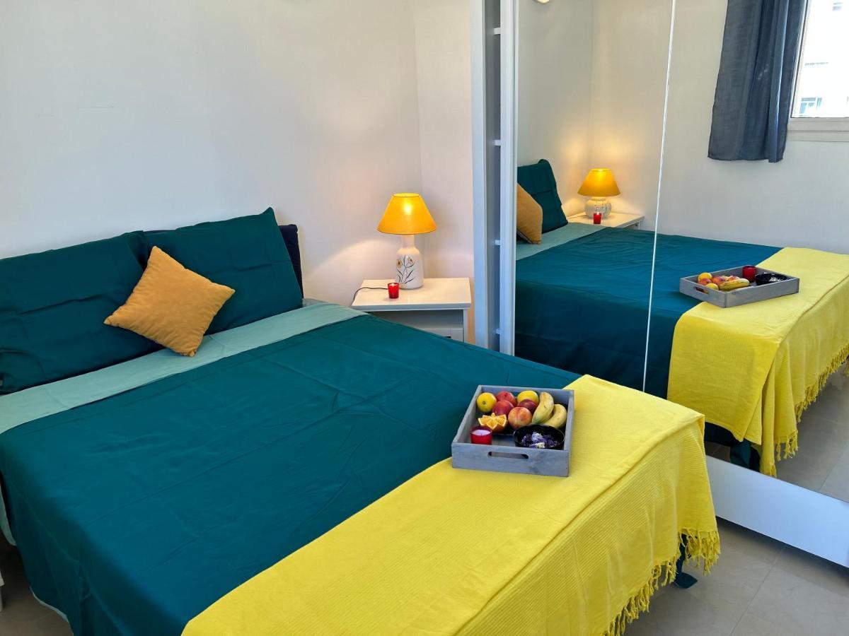 Celebre Vieux Port, Marseille Apartment Exterior foto